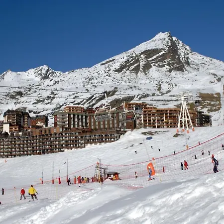 Resort S2aval Tourotel Saturday *